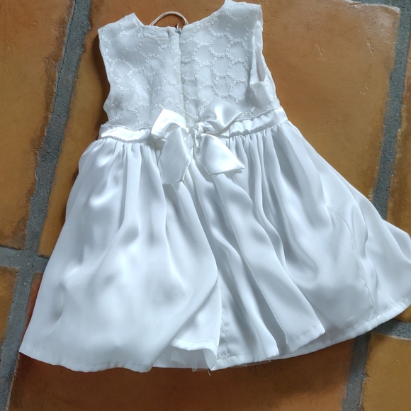 EMC 12 month dress - Picture 4 of 4